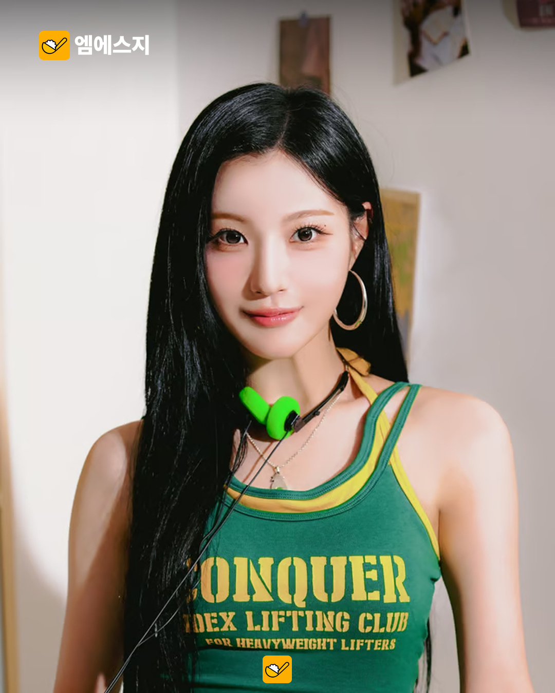 아이칠린 J 성수동 일화…이지·주니·예주의 거리 콘텐츠 화제 3 아이칠린 J 예주 실제 공식 콘셉트 자료사진