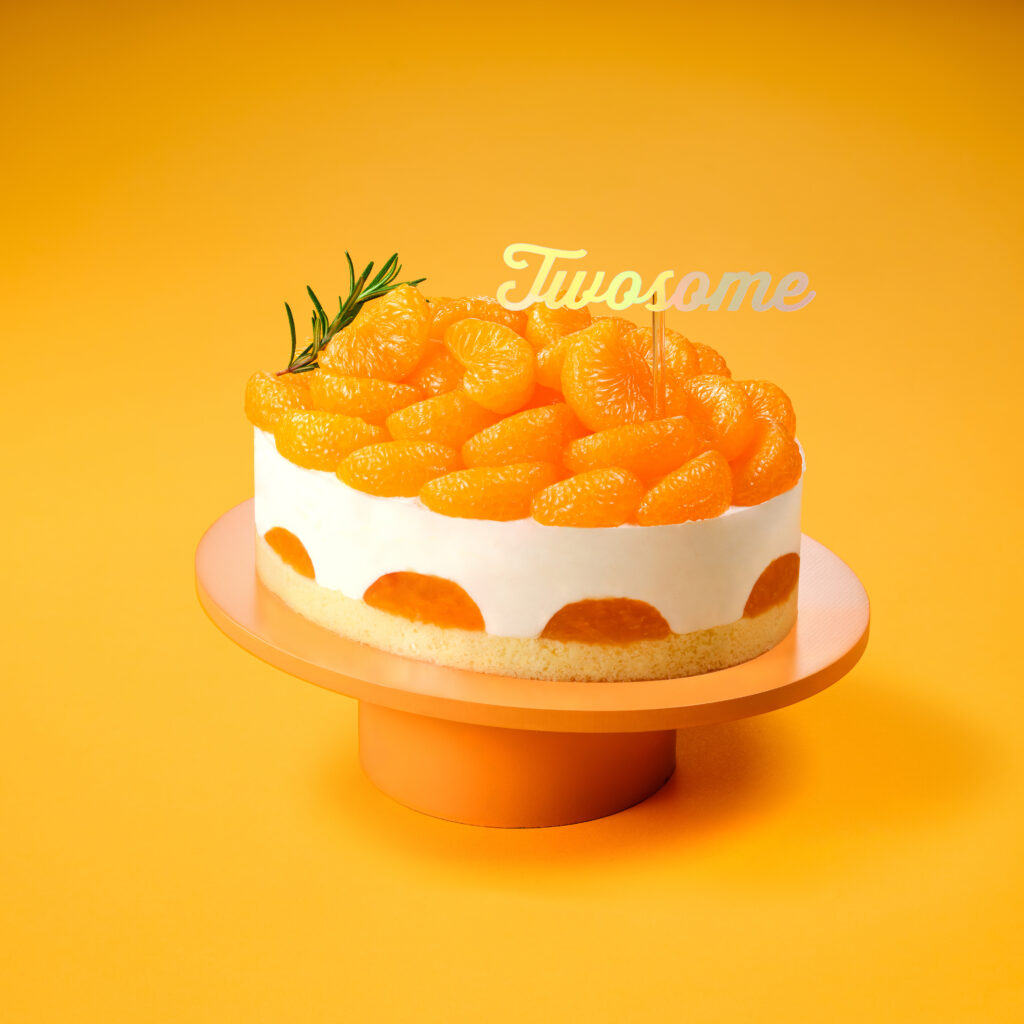 "비주얼 끝판왕" 투썸플레이스, 사계절 과일 디저트 '과일생' 라인업 확대, 가격 및 예약 방법 총정리 4 사진자료 금귤생 홀