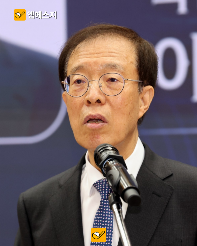 이재명 대통령에게 “민주당 탈당하라”…공개 건의한 사람은 ‘대통령 직속’ 이석연 3 006 20