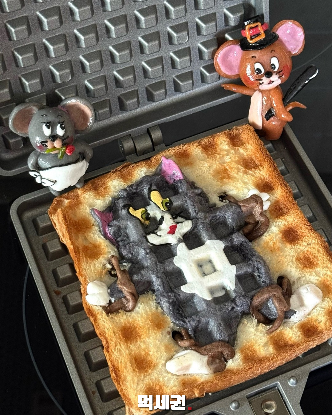 스팸 뚱이부터 뽀로로 라면까지…푸드아티스트 수프의 캐릭터 한 상 5 톰과 제리 토스트