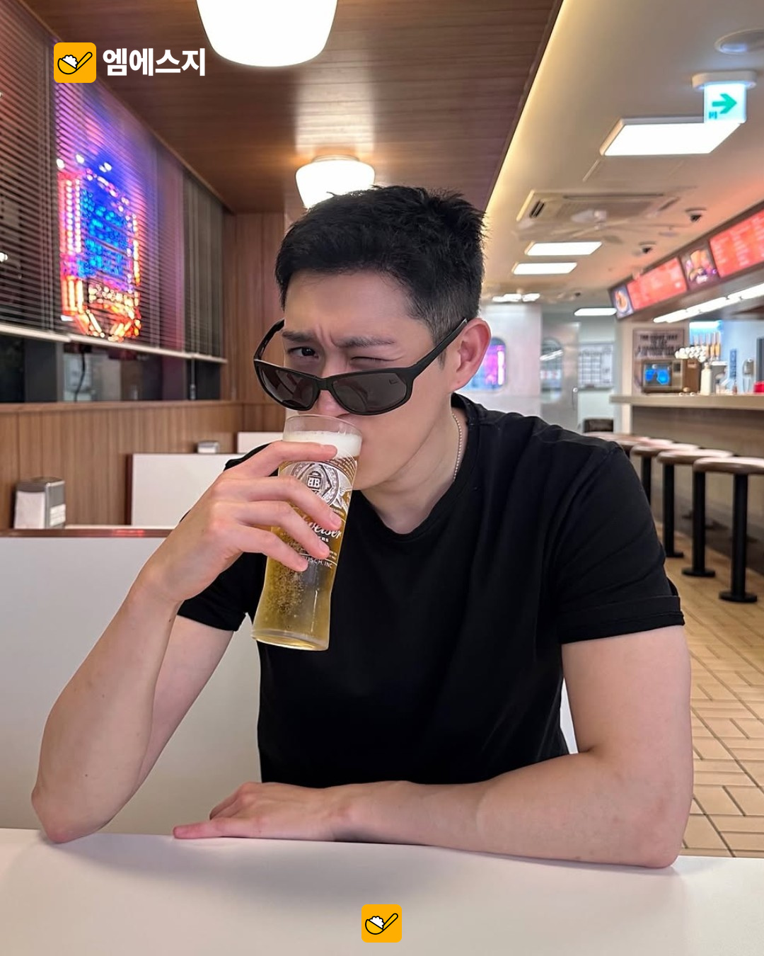 김영대, 짧은 머리로 전한 근황…일상 사진 속 달라진 분위기 관련 사진 2