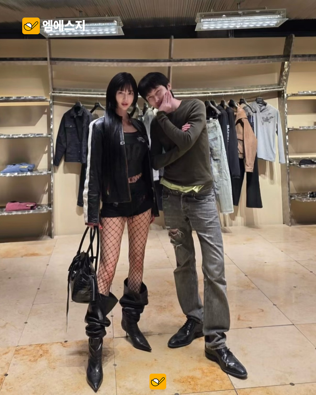 클라라 메종프린스 행사 패션…블랙 의상·가죽 재킷·롱부츠 조합 3 클라라 메종프린스 행사 패션 본문 2