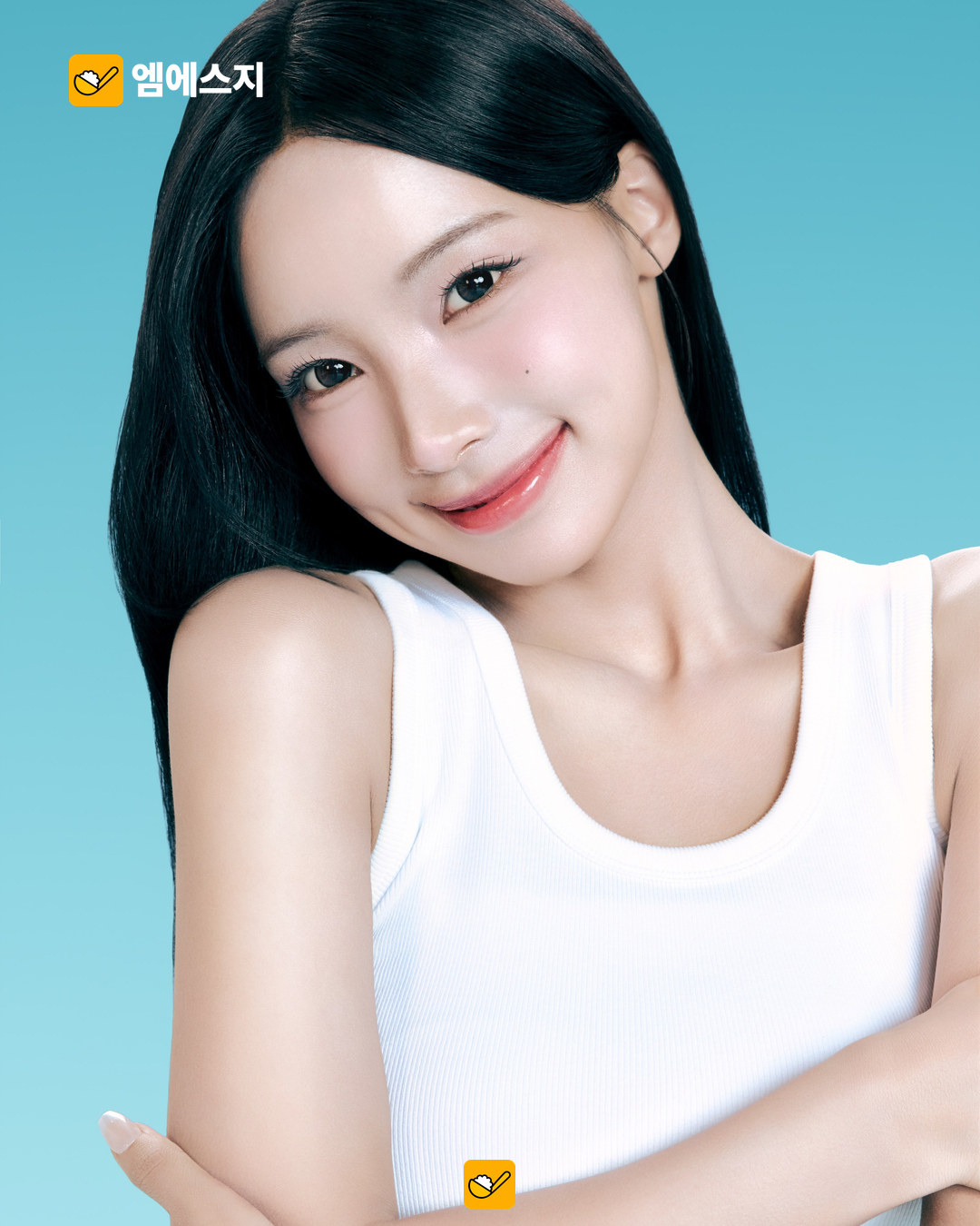더마비 새 얼굴은 리센느 원이…밝은 색감의 실제 캠페인 화보 공개 7 더마비 새 모델 리센느 원이 본문 사진 6