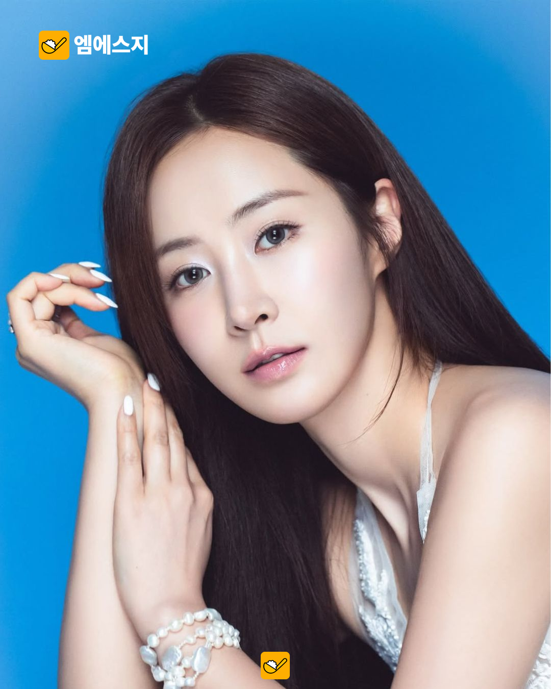 소녀시대 8명 시즌그리팅으로 다시 모였다…데뷔 20주년 앞둔 단체·멤버 사진 본문 사진 5